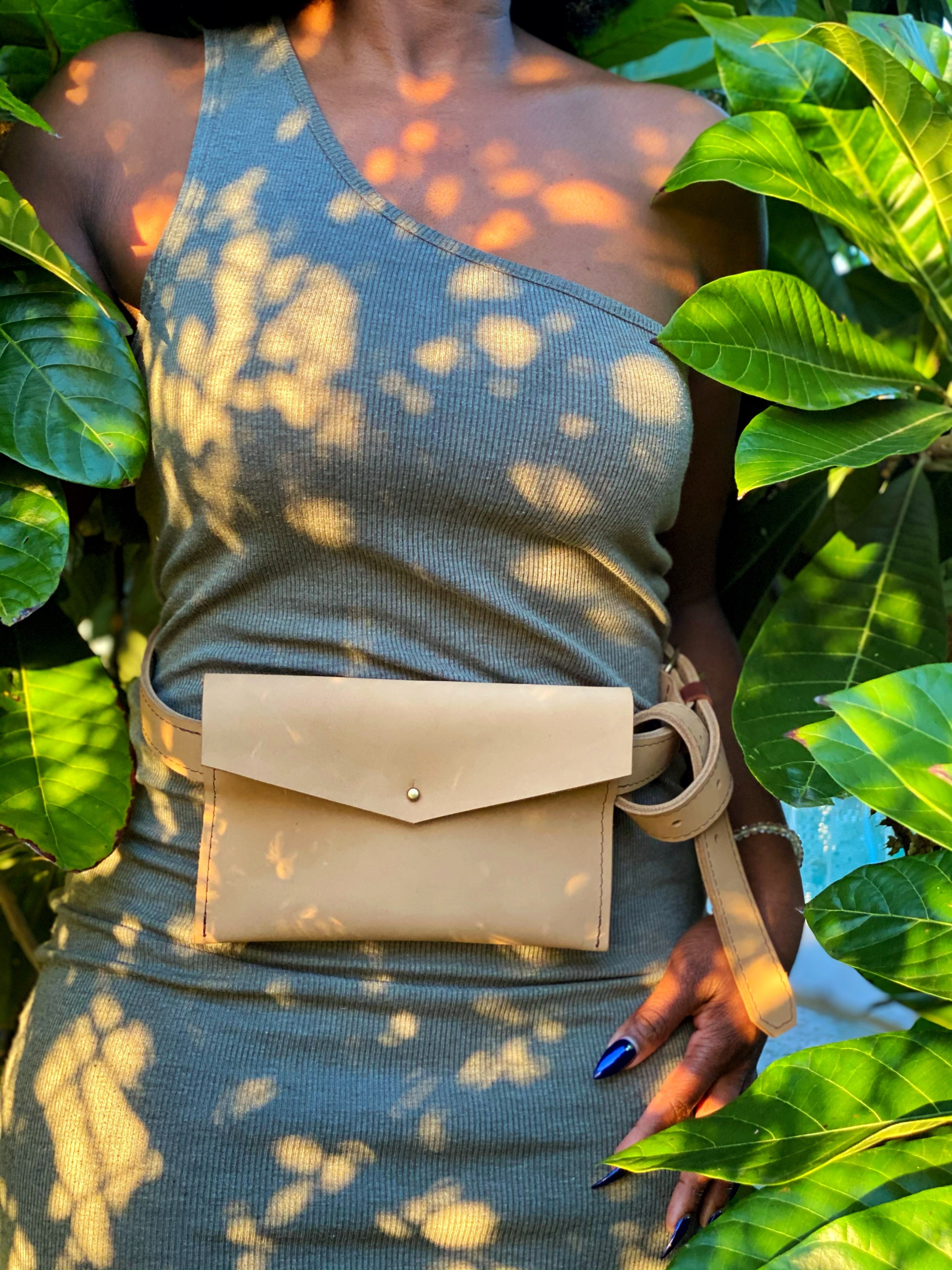 Minimalist Leather Fannypack